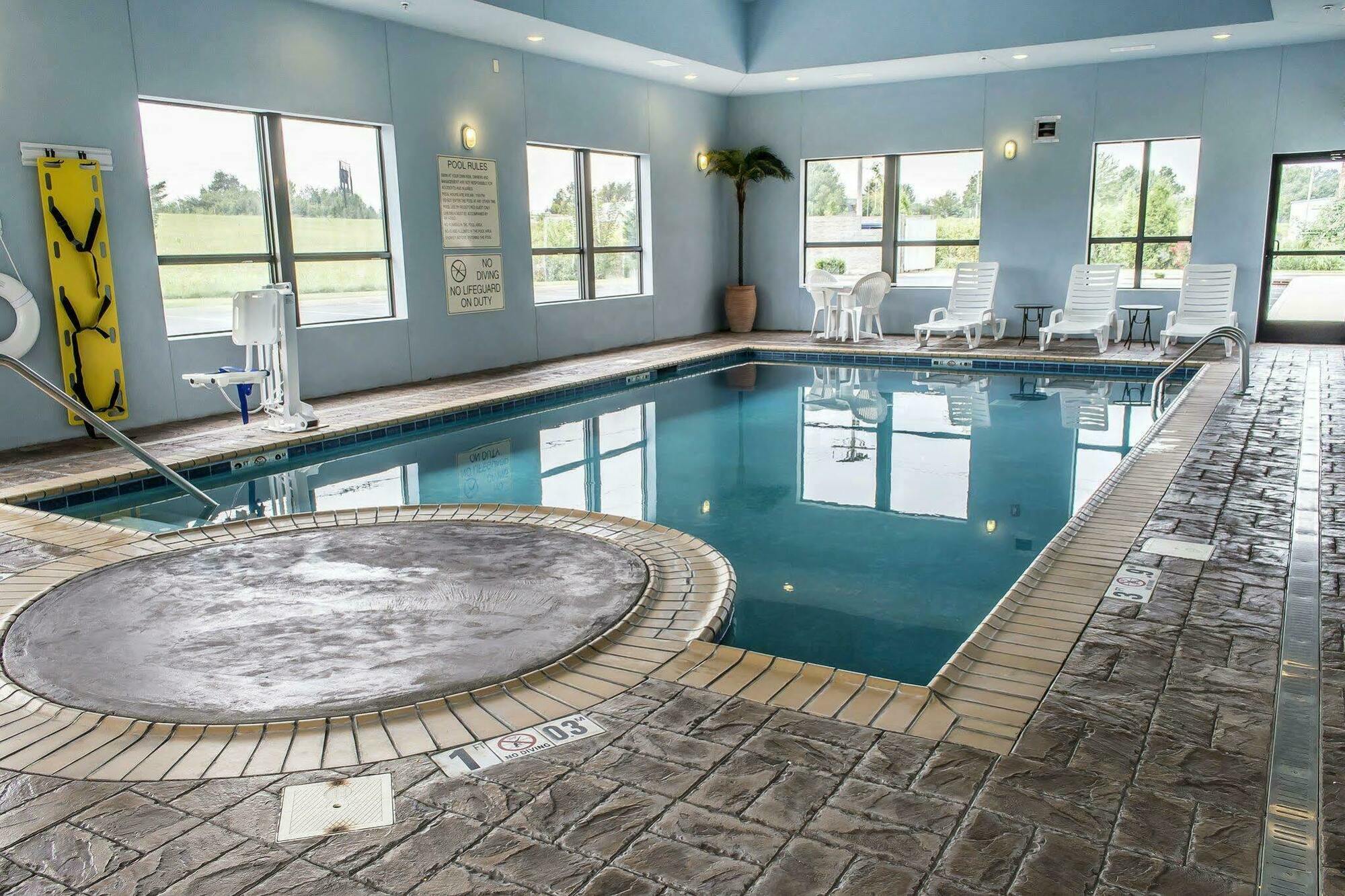 Comfort Inn & Suites Franklin East Εξωτερικό φωτογραφία